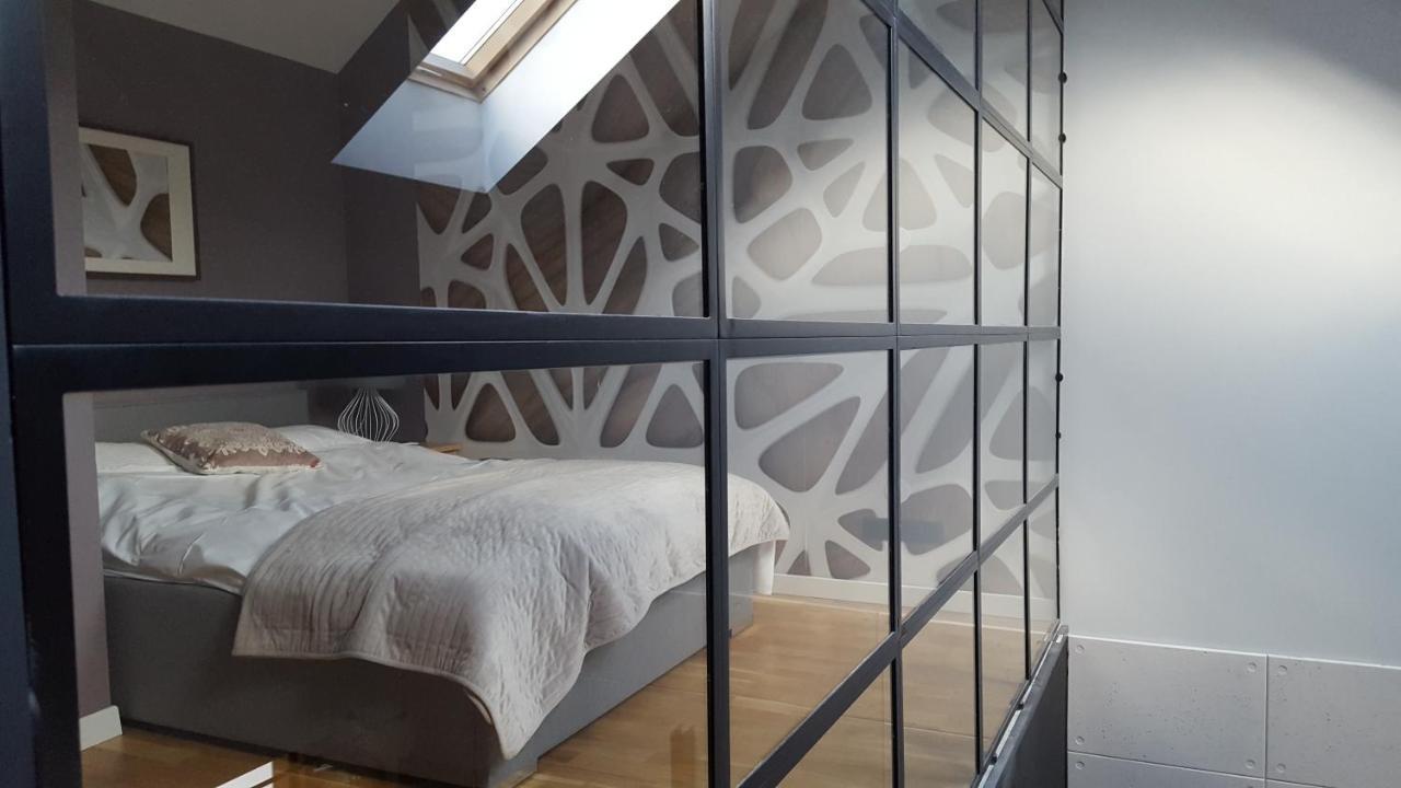 Apartament Dwupoziomowy Z Klimatyzacja Apartment Krynica Zdroj Bagian luar foto