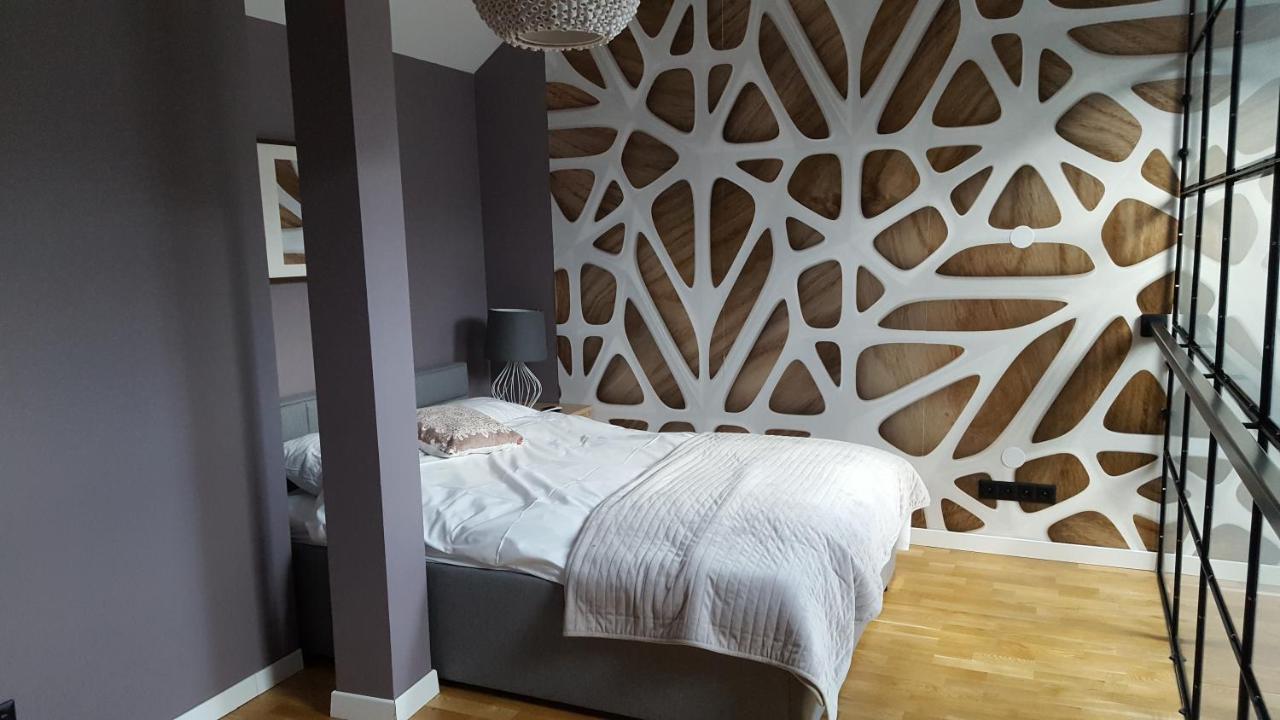 Apartament Dwupoziomowy Z Klimatyzacja Apartment Krynica Zdroj Bagian luar foto